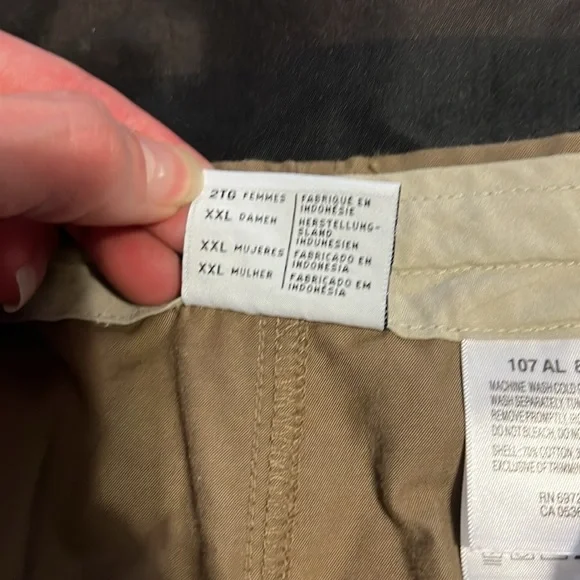 Columbia light weight Bermuda shorts - Picture 4 of 9